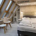 Hotel Bastya Konferencia Es Wellness Mişcolţ