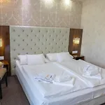 Bastya Konferencia Es Wellness Hotel Mişcolţ