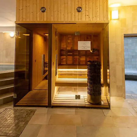 Hotel Bastya Konferencia Es Wellness Hotel 4*