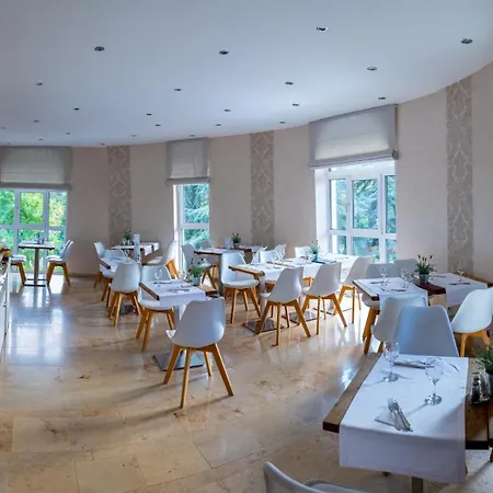 Bastya Konferencia Es Wellness 4* Miskolc