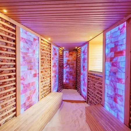 Bastya Konferencia Es Wellness Hotell
