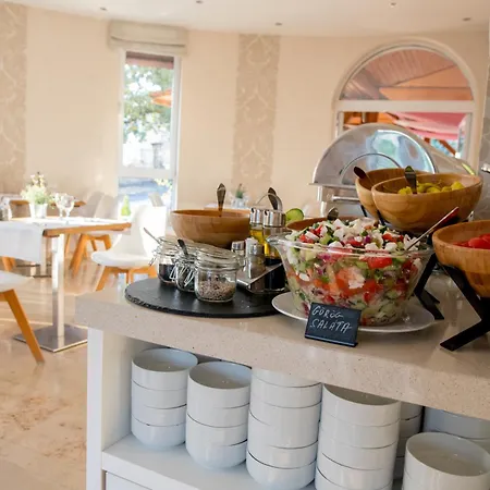 Hotell Bastya Konferencia Es Wellness 4*
