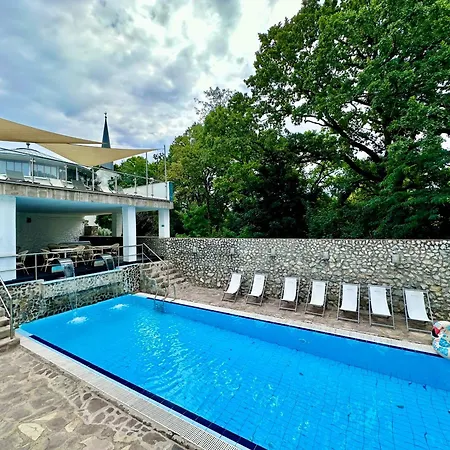 Bastya Konferencia Es Wellness Hotell Miskolc