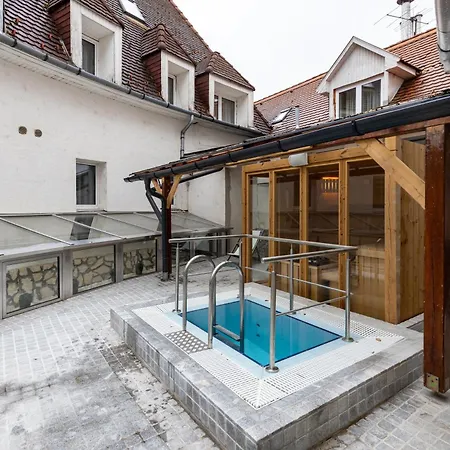 Bastya Konferencia Es Wellness 4*