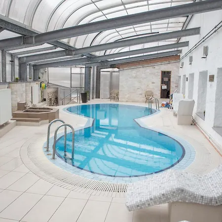 Bastya Konferencia Es Wellness 4* Miskolc