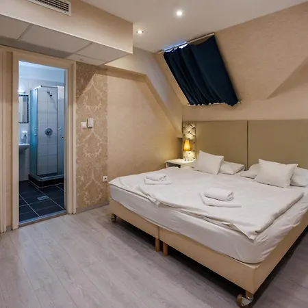 Bastya Konferencia Es Wellness Hotell 4*