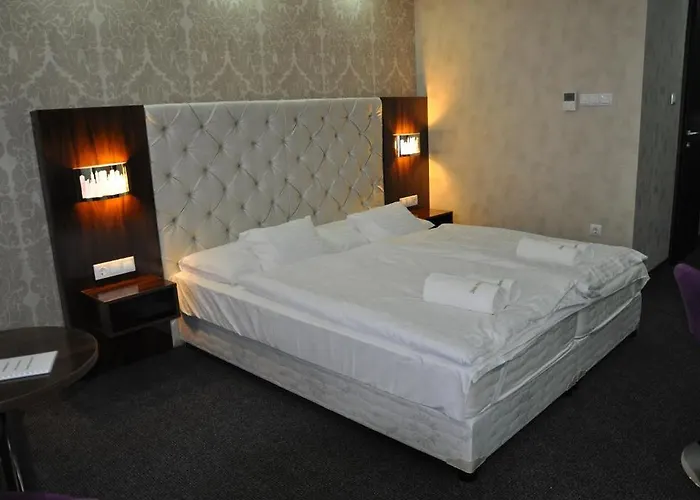 Ξενοδοχείο Bastya Konferencia Es Wellness 4*