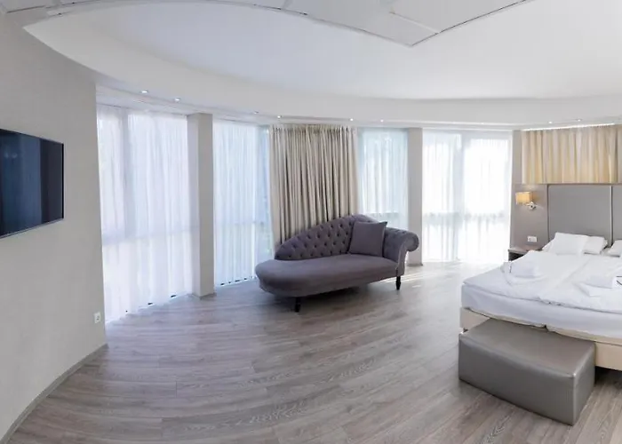 Hotel Bastya Konferencia Es Wellness 4*